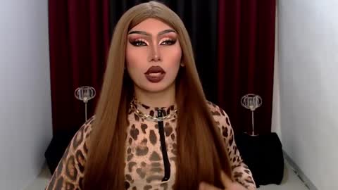 Snapshot of giaxxx01 chatting on January 30, 7:07 am Gia X online show from January 30, 7:07 am