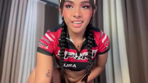 queen ronna online show from May 7, 12:06 am