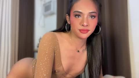 queen ronna online show from May 20, 3:29 pm