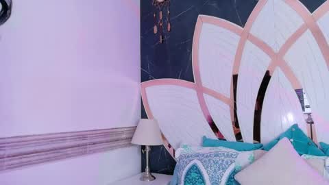 gisela_valencia online show from May 29, 1:53 pm