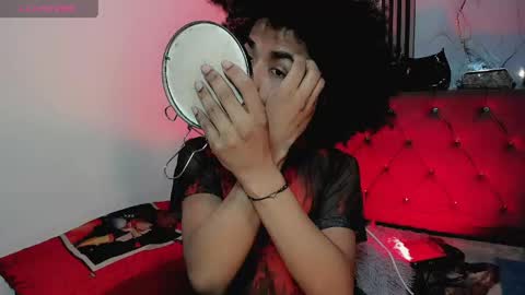 Gisel online show from May 19, 3:13 am