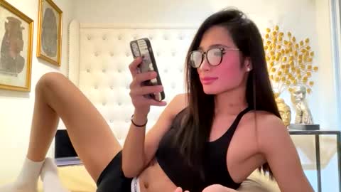 gleiahong online show from May 14, 2:26 pm