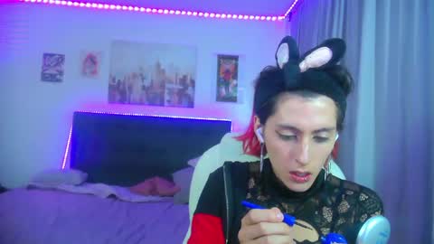 goth_minerva online show from May 1, 2:21 pm