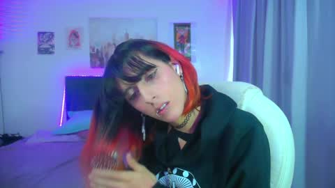 goth_minerva online show from May 7, 2:57 pm