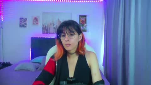 goth_minerva online show from May 11, 1:38 pm