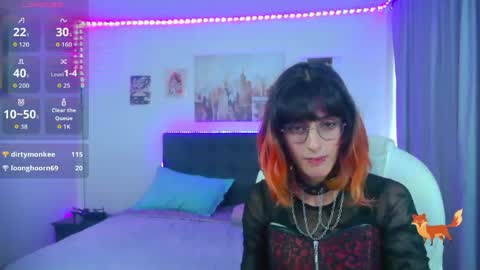 goth_minerva online show from May 13, 4:16 pm