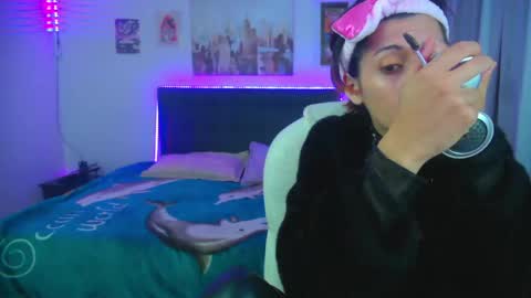 goth_minerva online show from May 20, 2:12 pm