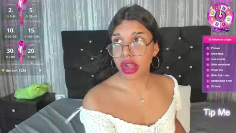 hailey_johnsonn online show from September 19, 1:06 pm