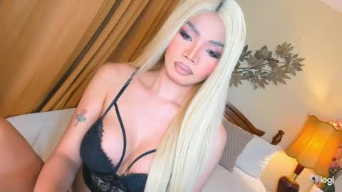 YOUR SIDECHIC HAILEY online show from May 22, 8:49 pm