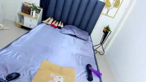 hannah_louissex online show from July 23, 1:58 am