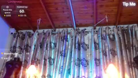 hecate_doll online show from May 4, 10:15 pm