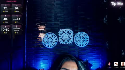 hecate_doll online show from May 26, 3:20 pm