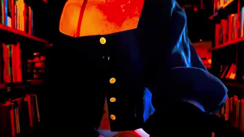 Snapshot of heyyythanks chatting on September 15, 6:35 pm Gwen Elise online show from September 15, 6:35 pm