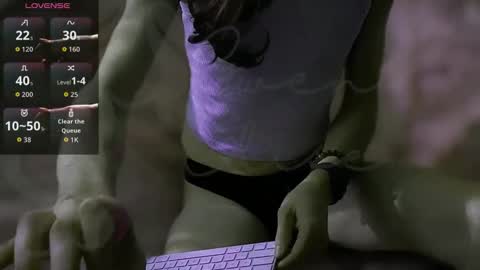 Gwen Elise online show from December 19, 7:41 pm