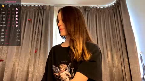 highenough_queen online show from March 4, 9:18 am