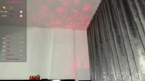 highenough_queen online show from September 22, 1:05 pm