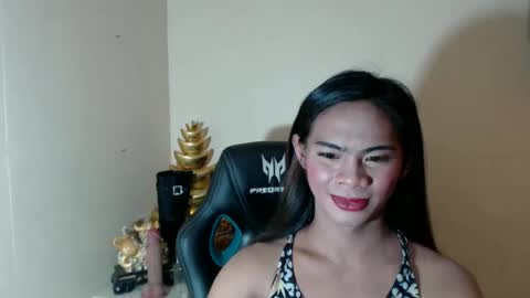 MIKA online show from November 22, 4:25 am