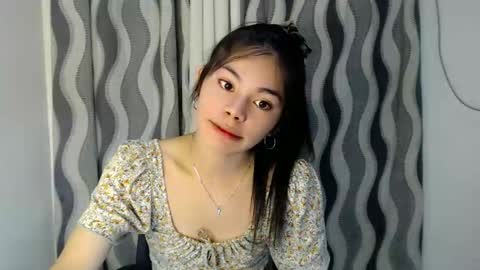 Yanna online show from May 21, 6:59 pm