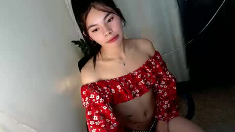 Yanna online show from May 22, 6:59 pm