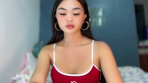 Aya online show from February 1, 11:31 am