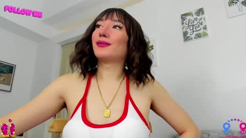 crishinahotty online show from March 10, 5:22 am