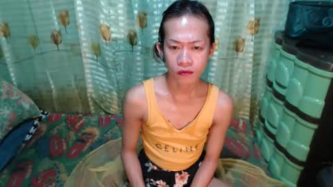 hugecockanna online show from December 2, 7:06 pm