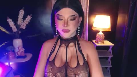 Christine online show from May 2, 7:35 am