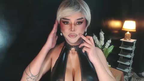 Christine online show from May 18, 4:56 pm