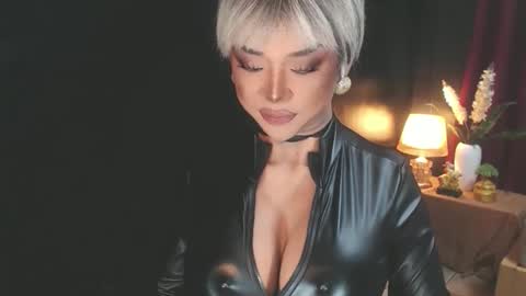 Christine online show from May 27, 4:15 pm
