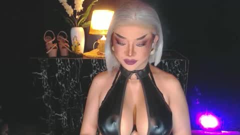 Christine online show from May 29, 7:01 pm