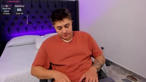 ian online show from November 21, 9:49 pm