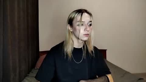 Jade online show from November 26, 2:30 pm