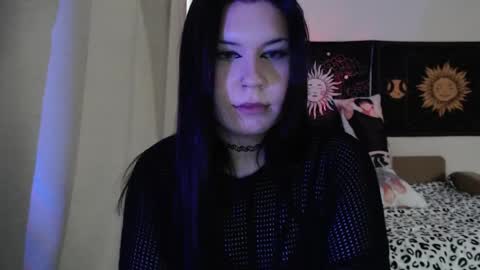 Vella online show from May 9, 3:18 pm