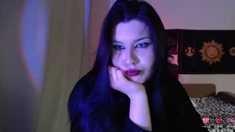 Vella online show from May 20, 8:26 pm