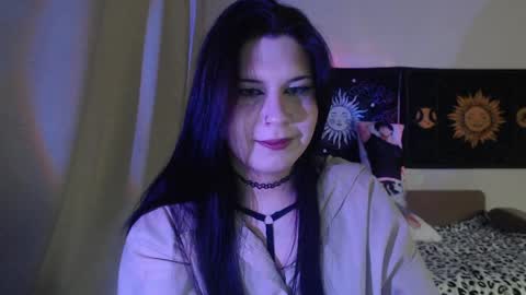 Vella online show from May 21, 8:27 pm