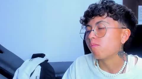 mathias online show from February 17, 3:36 am