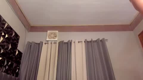 imyourmiss_gabbi online show from May 1, 3:33 am