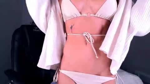  IRMA  FOLLOW ME  online show from November 18, 9:09 am