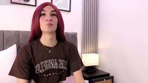 isabel_palmer online show from April 30, 8:57 pm