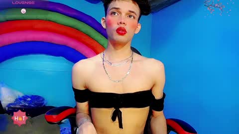 Isabella Kirk online show from May 28, 11:08 am