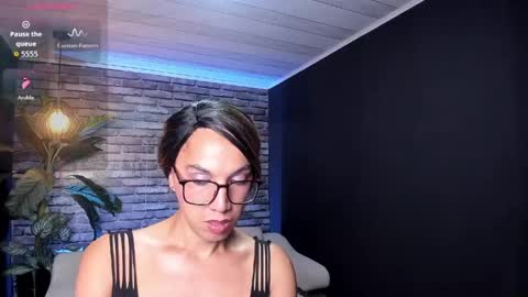Camila online show from May 18, 12:00 pm