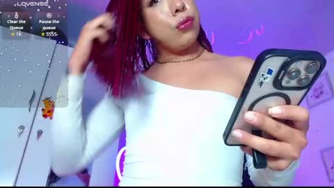 isabelladoll115  INSTAGRAM online show from May 28, 1:58 am