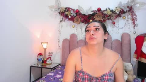  Martina  IG martissmith01 online show from December 3, 9:39 pm