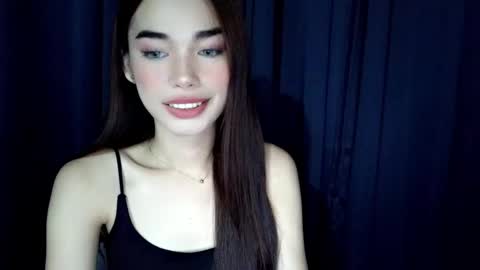 Isabelle online show from April 29, 2:00 pm
