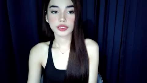Isabelle online show from May 9, 1:29 pm