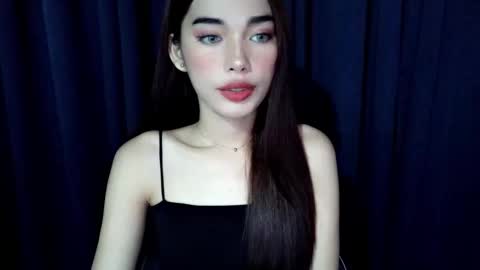 Isabelle online show from May 23, 5:14 am