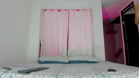 Isabella  online show from May 17, 5:29 am