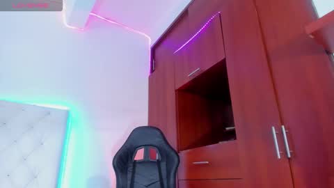 ivannapretyts online show from January 19, 4:16 pm