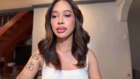 kirstenelsie online show from February 27, 3:34 am