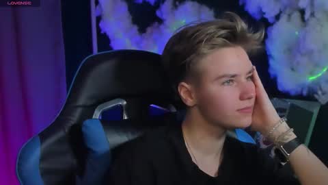 Jean online show from November 27, 11:13 am